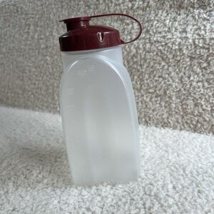 Vintage Rubbermaid USA Made Juice Bottle #IC97, 32 oz  Red Lid